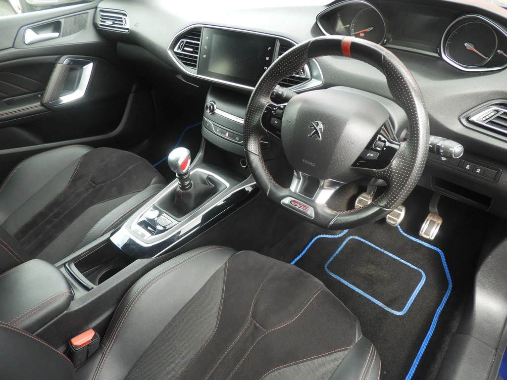 Peugeot 308 Tech Edition 1.2 Puretech 130 Eat8 Ss White #29