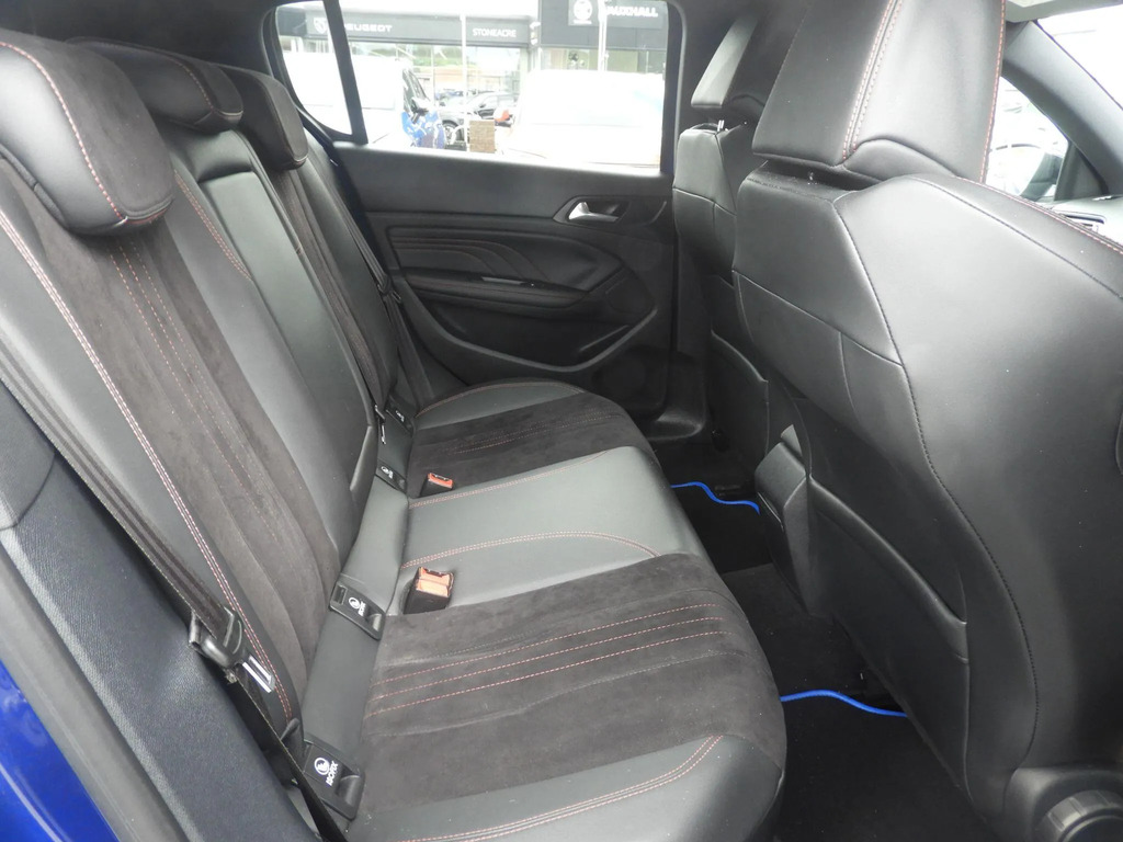 Peugeot 308 Tech Edition 1.2 Puretech 130 Eat8 Ss White #12