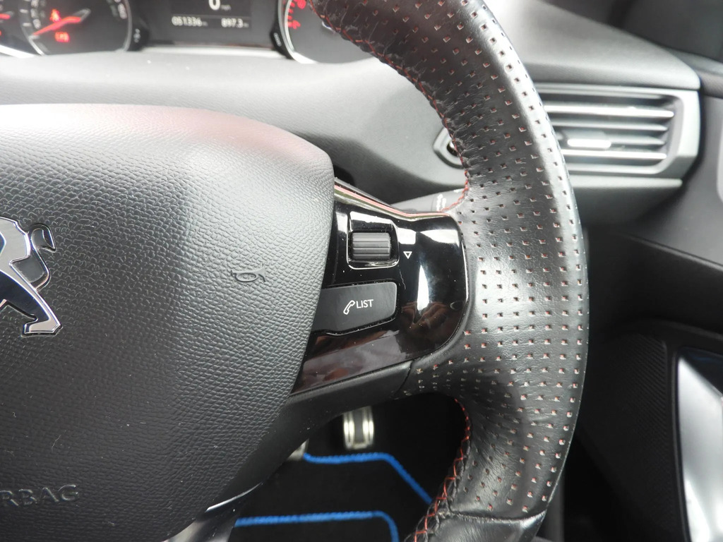 Peugeot 308 Tech Edition 1.2 Puretech 130 Eat8 Ss White #32