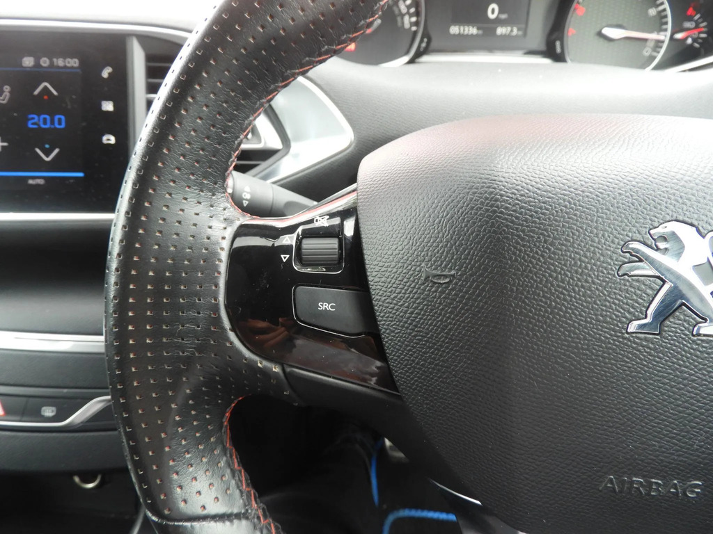 Peugeot 308 Tech Edition 1.2 Puretech 130 Eat8 Ss White #14