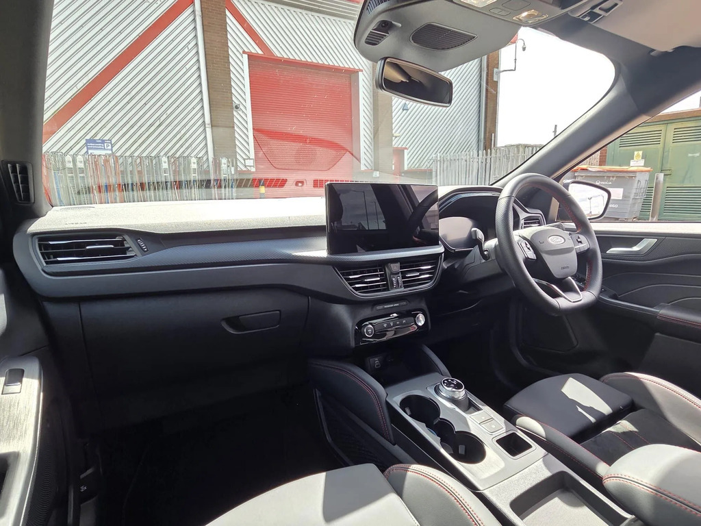 Ford Kuga 2.5 Fhev St-line X Cvt Green #17