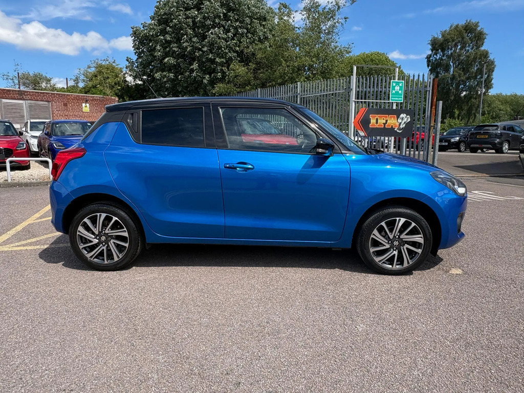 Suzuki Swift 1.2 Dualjet 83 12V Hybrid Sz5 Allgrip #2