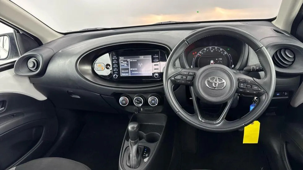 Toyota Aygo X 1.0 Vvt-i Pure #5