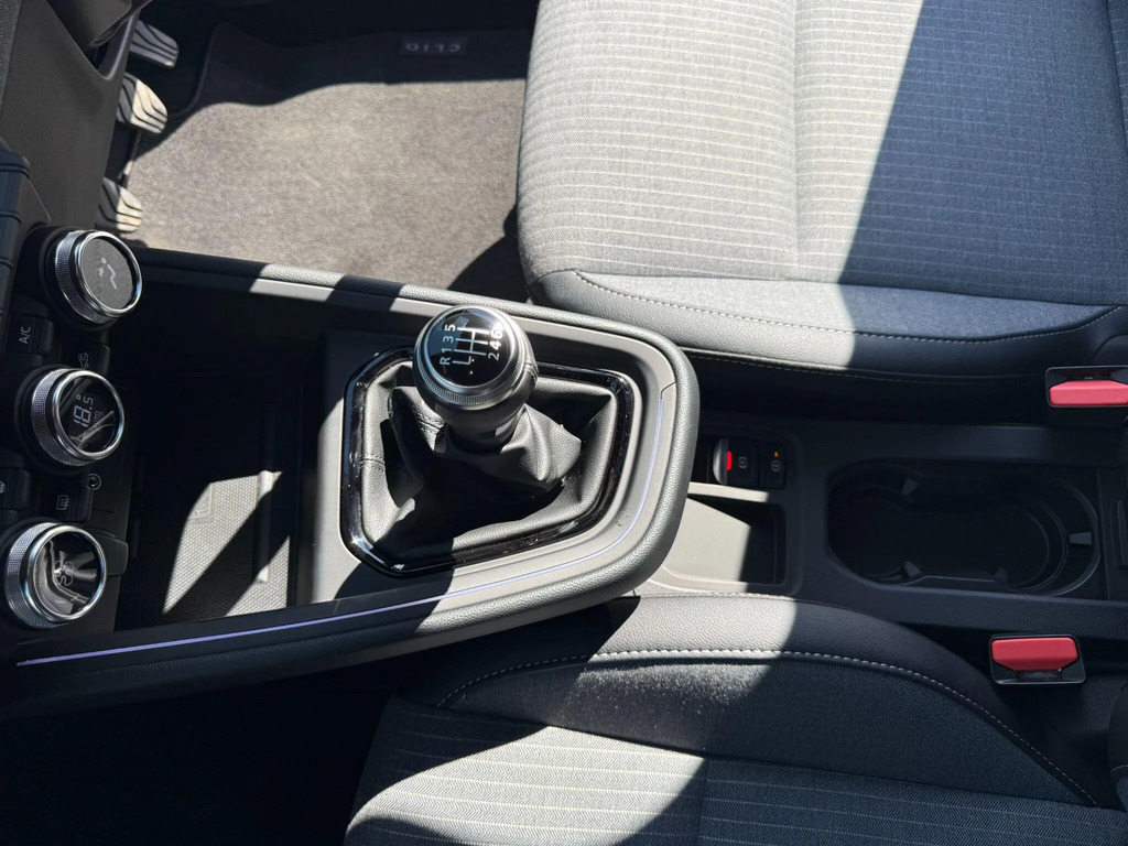 Renault Clio 1.6 E Tech Techno Hatchback Hybrid Blue #11