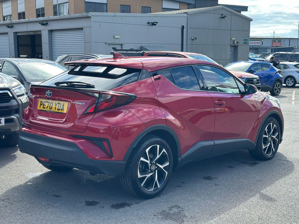 Toyota C-Hr 1.8 Hybrid Design Cvt #2