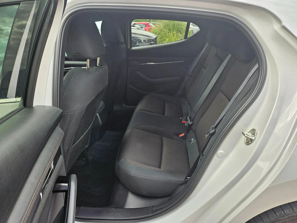 Mazda 3 Exclusive-line Mhev Aut Silver #17