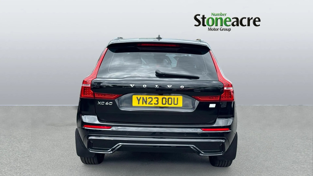 Volvo XC60 Plus Dark B5 250 Hp #7