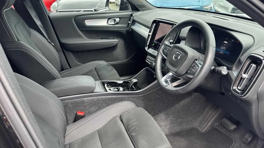 Volvo XC40 2.0 B4 Mhev Ultra Black Edition Dct Euro 6 S #4