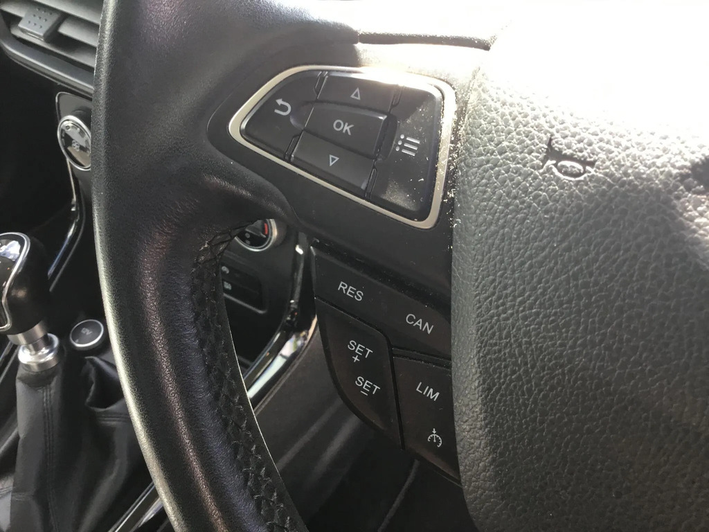 Ford Ecosport Ecoboost St-line Suv White #16