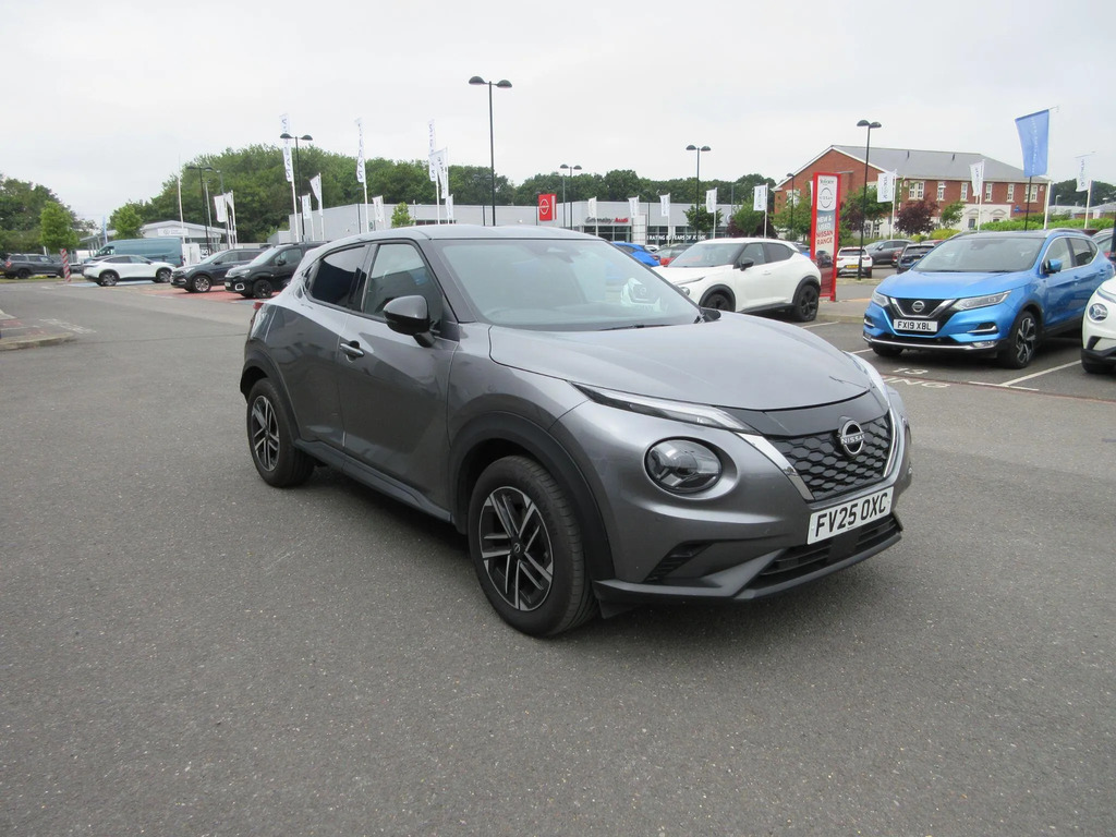 Nissan Juke 1.6 N-connecta Euro 6