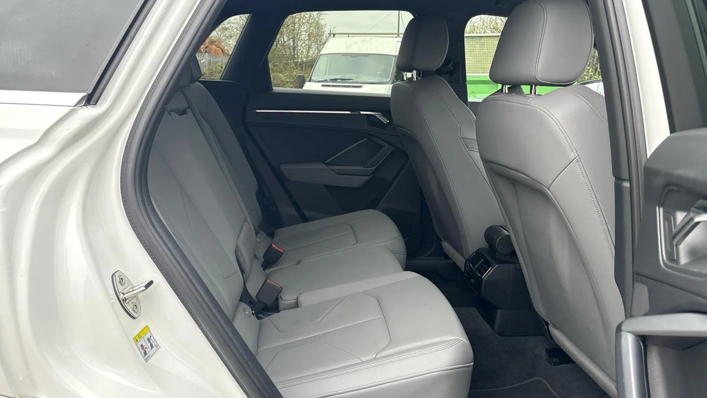 Audi Q3 35 Tfsi Black Edition Comfortsound Pack Grey #12