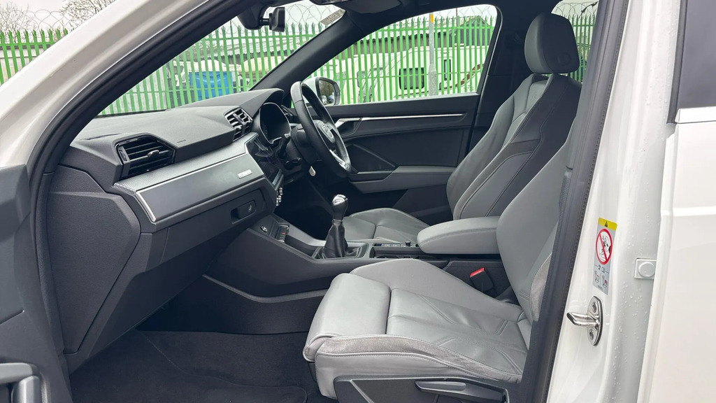 Audi Q3 35 Tfsi Black Edition Comfortsound Pack Grey #10