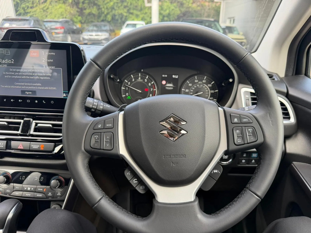 Suzuki SX4 S Cross 1.5 Motion Red #13