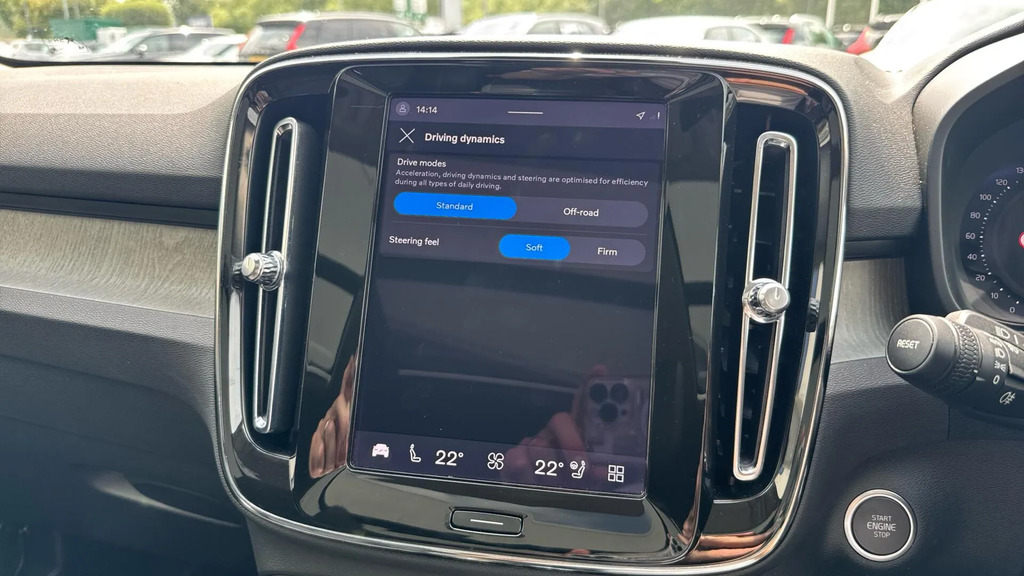 Volvo XC40 Plus, B3 Mild Hybrid, Dark Green #17