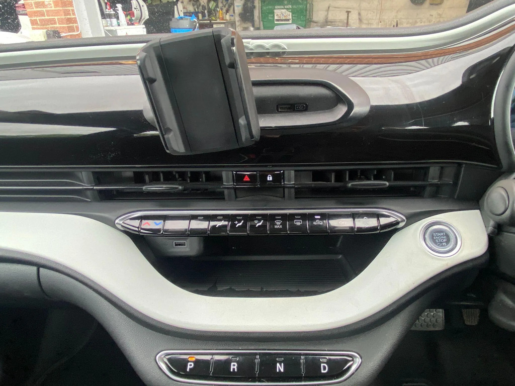 Fiat 500E 500E La Prima Black #11