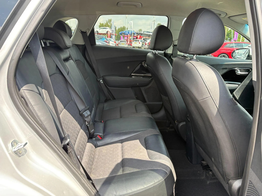 Kia Niro Niro 2 S-a Red #14