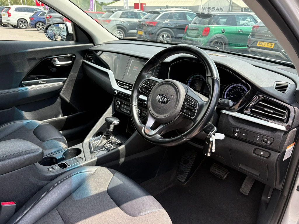 Kia Niro Niro 2 S-a Red #10