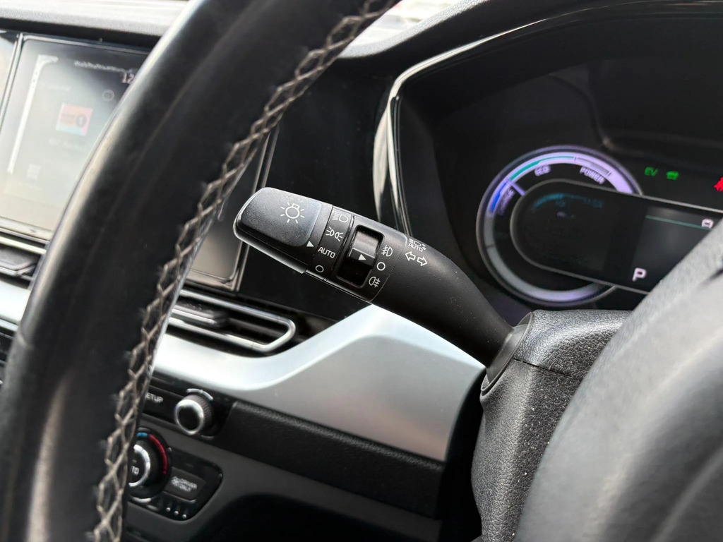 Kia Niro Niro 2 S-a Red #18