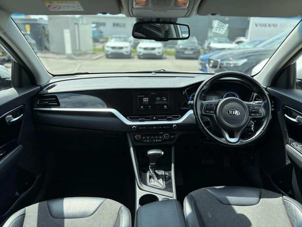 Kia Niro Niro 2 S-a Red #12