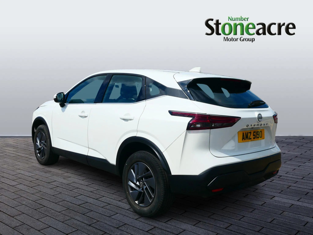 Nissan Qashqai 1.3 Dig-t Mhev Acenta Premium Euro 6 Ss #4