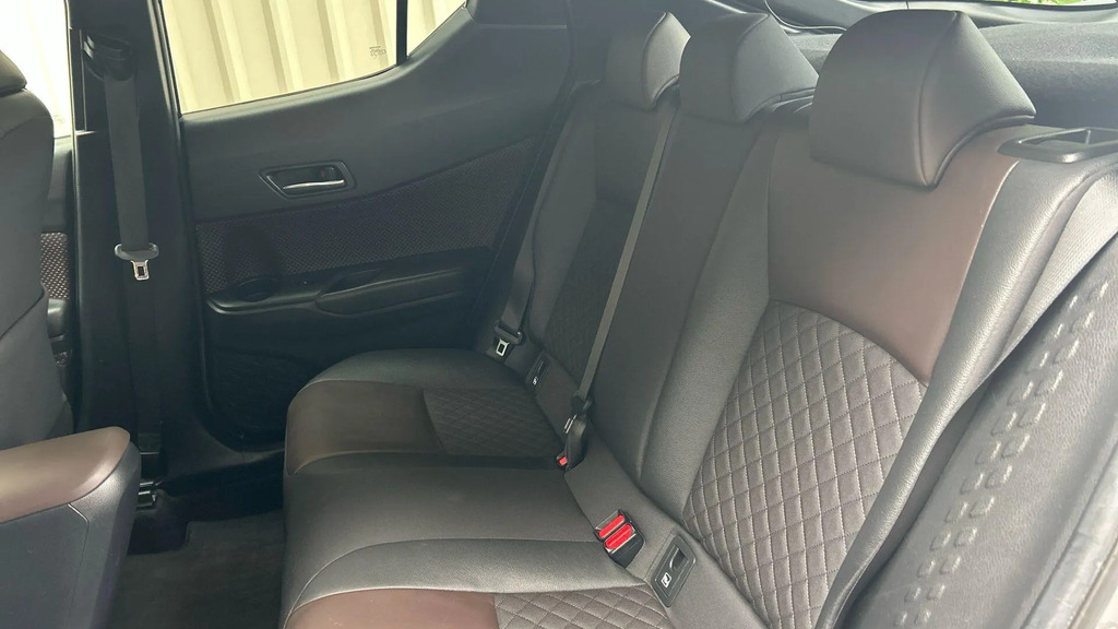 Toyota C-Hr Excel Silver #17