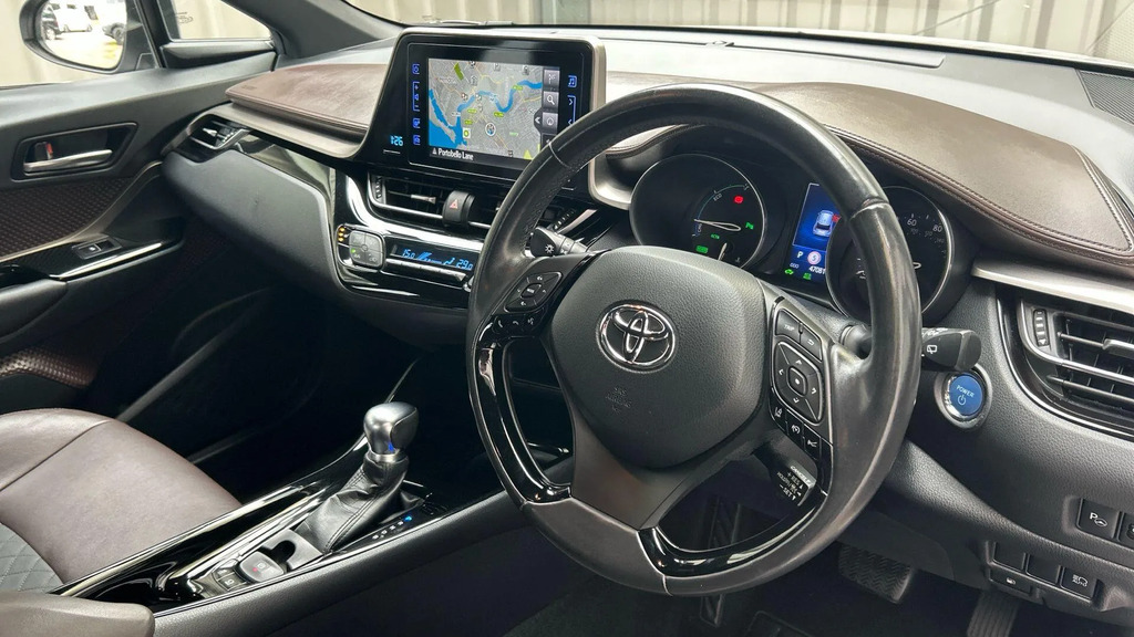 Toyota C-Hr Excel Silver #10