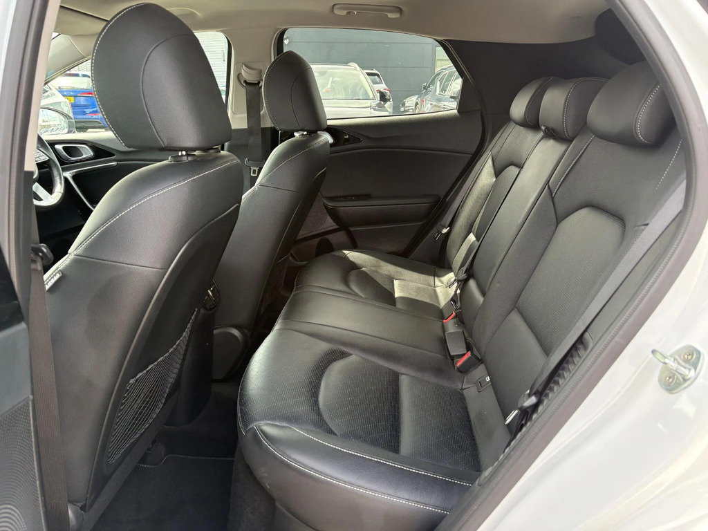 Kia Xceed 1.5 T-gdi 3 Euro 6 Ss Silver #13