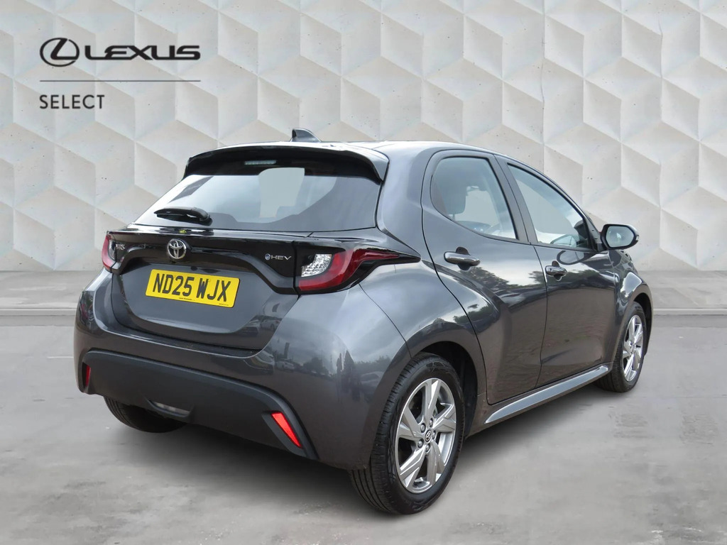 Toyota Yaris 1.5 Hybrid Icon ND25WJX  #3