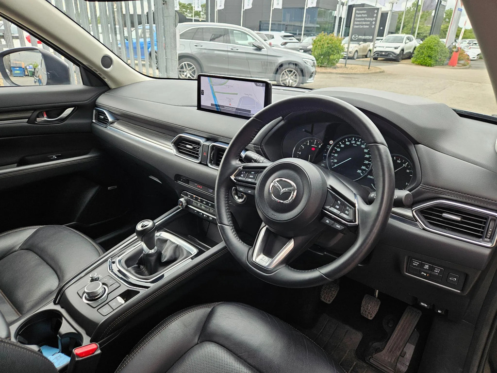 Mazda CX-5 2.0 E-skyactiv G Mhev Takumi Red #11