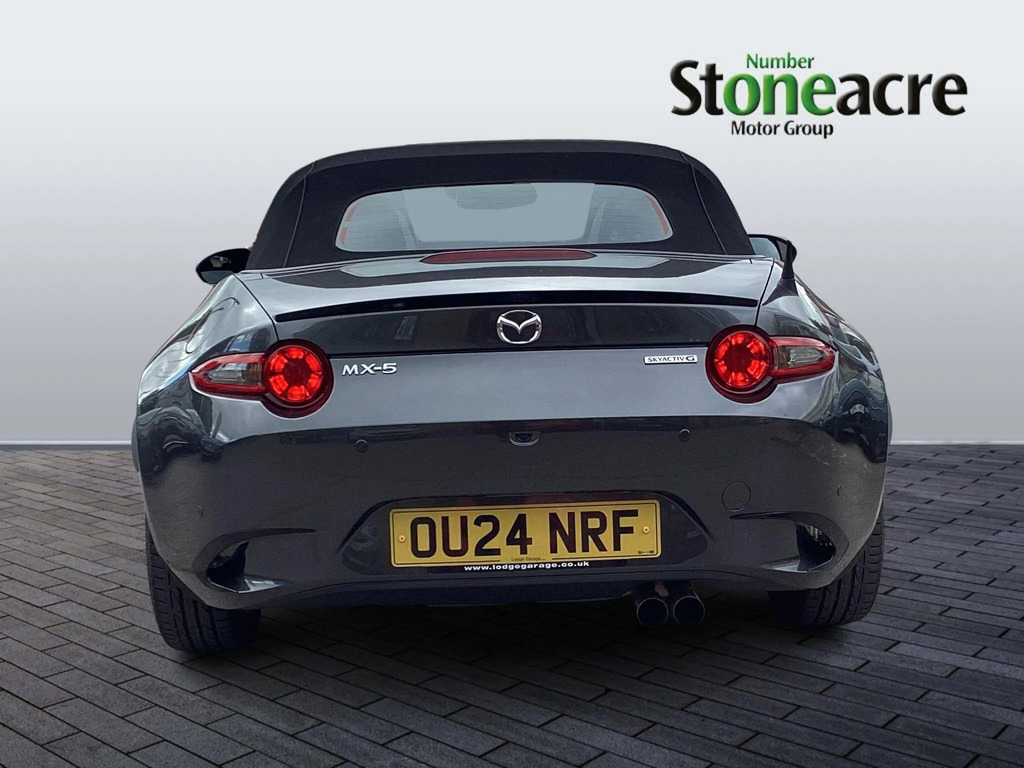 Mazda MX-5 2.0 Skyactiv-g Exclusive-line Convertible Petr #3