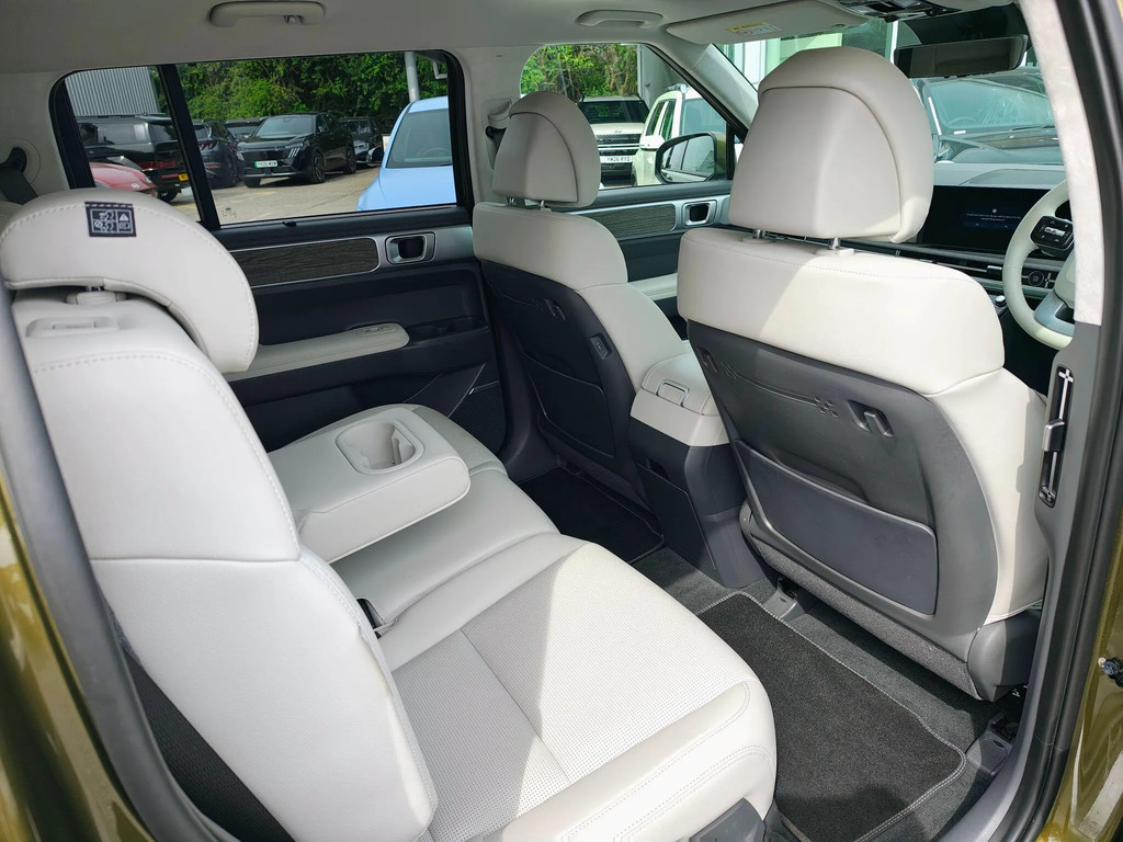 Hyundai Santa Fe Calligraphy Black #20