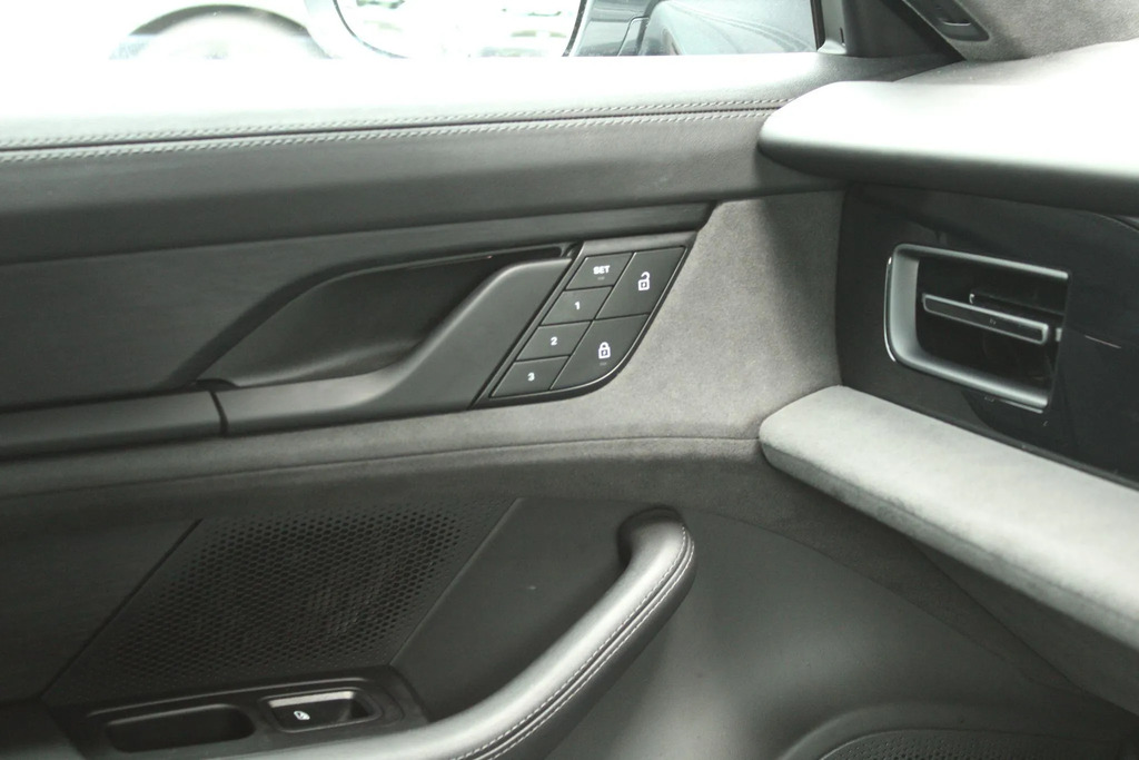 Porsche Taycan 4S 93Kwh  #12