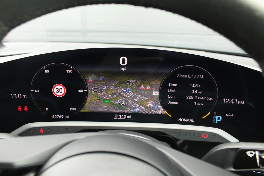 Porsche Taycan 4S 93Kwh  #18