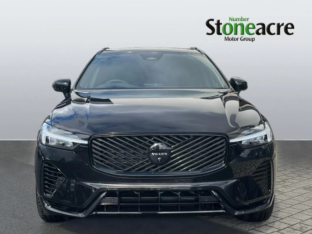 Volvo XC60 Plus Pro Black Edition Black #8