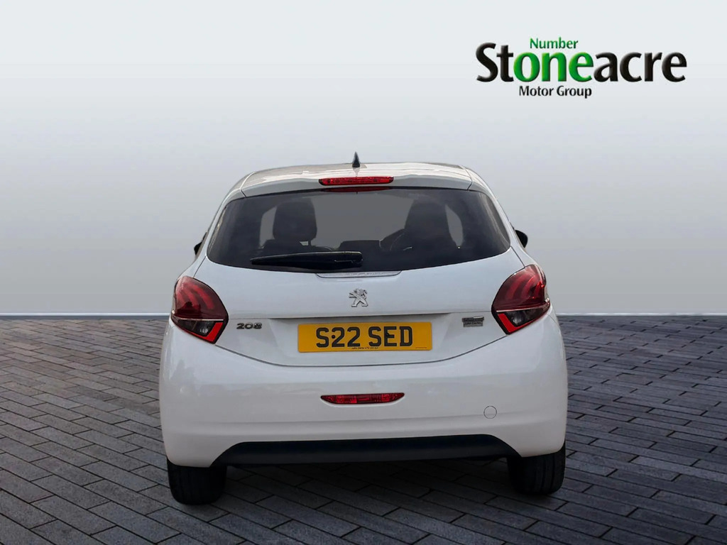 Peugeot 208 1.2 Puretech 82 Black Edition  #4