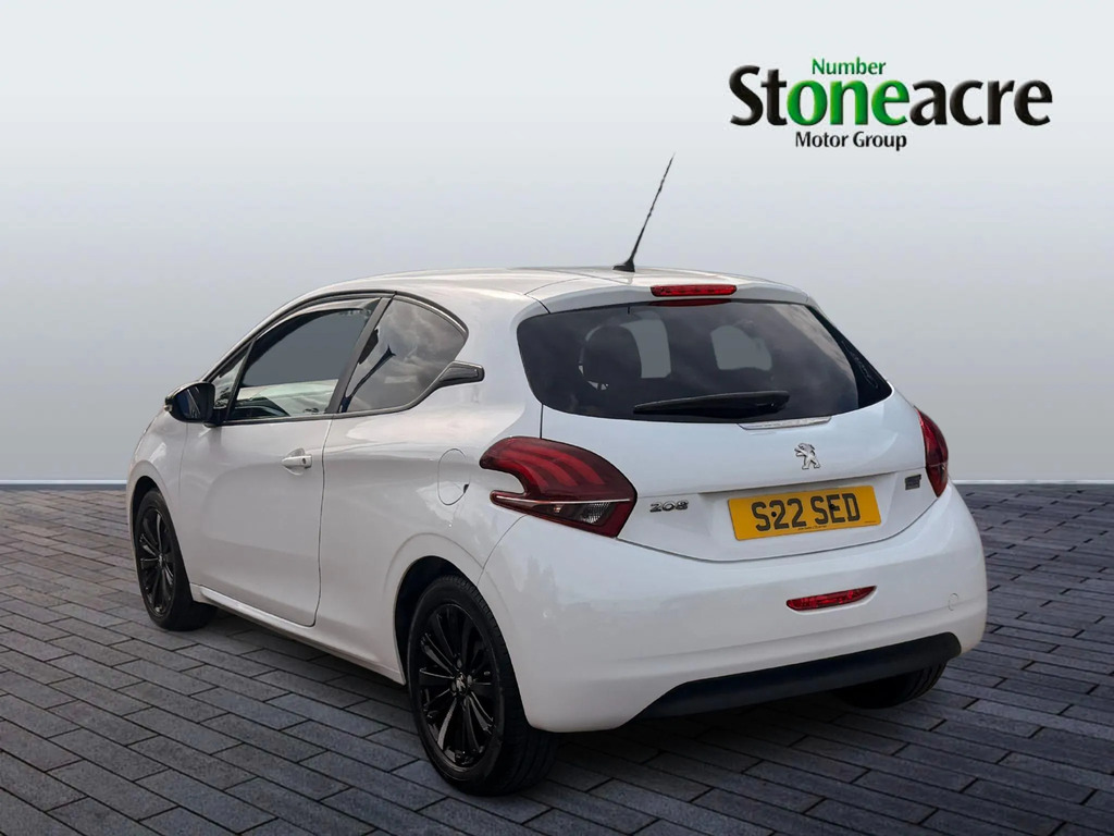 Peugeot 208 1.2 Puretech 82 Black Edition  #5