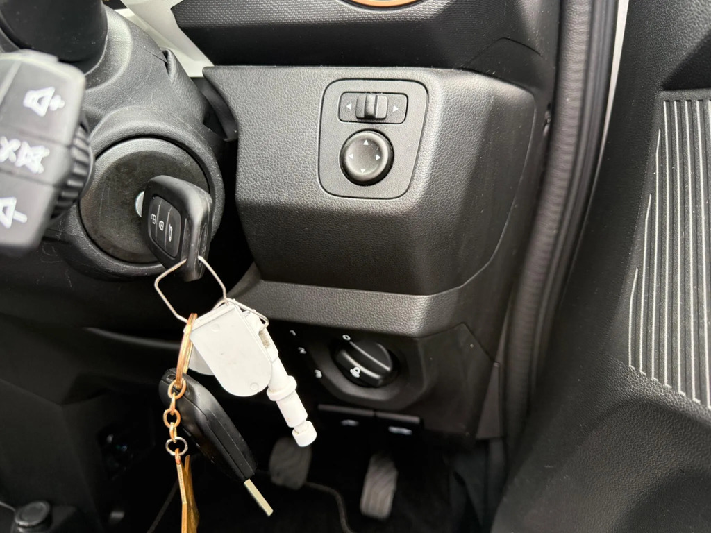 Dacia Spring 27Kwh Extreme 65 48Kw Beige #27