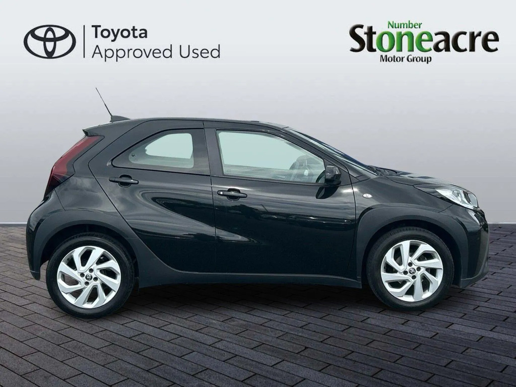Toyota Aygo X 1.0 Vvt-i Pure #2