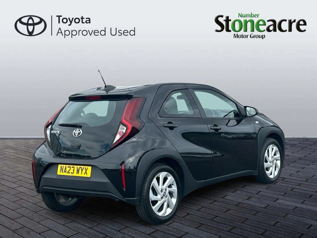 Toyota Aygo X 1.0 Vvt-i Pure #3