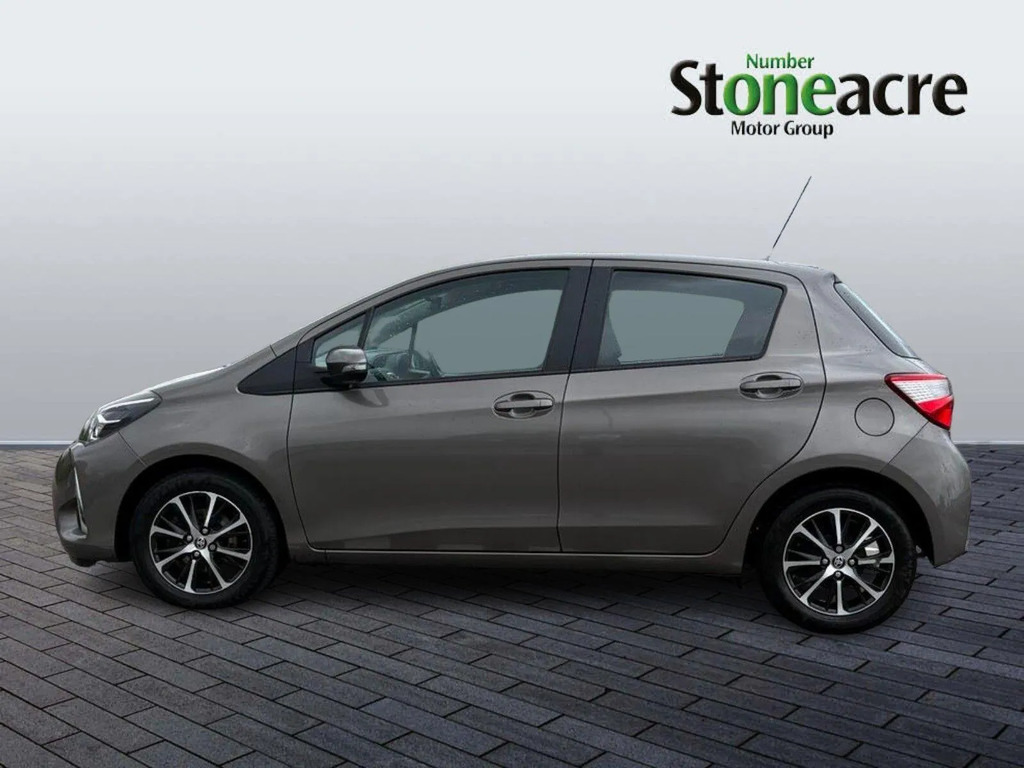 Toyota Yaris 1.5 Vvt-i Icon Tech Cvt Euro 6 Brown #5