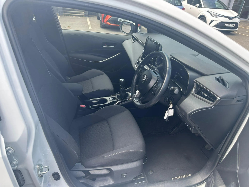 Toyota Corolla 2.0 Vvt-i Design 177 Bhp Grey #11