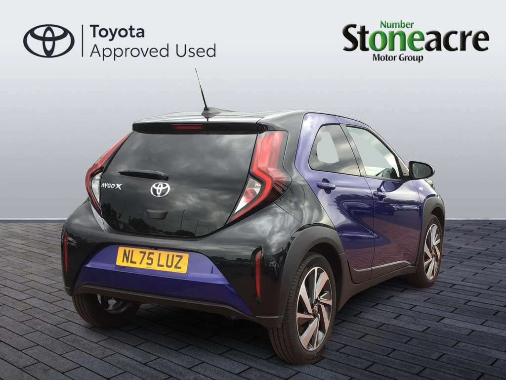 Toyota Aygo X 1.0 Vvt-i Edge #2