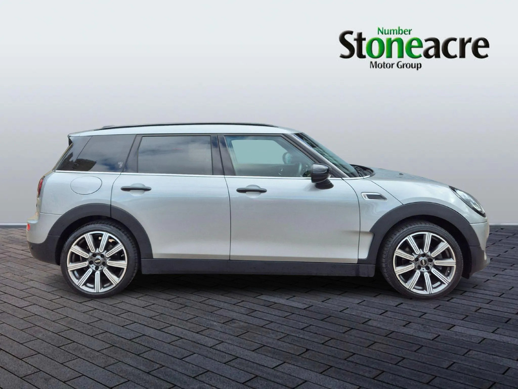Mini Clubman 1.5 Cooper Exclusive 6Dr #2