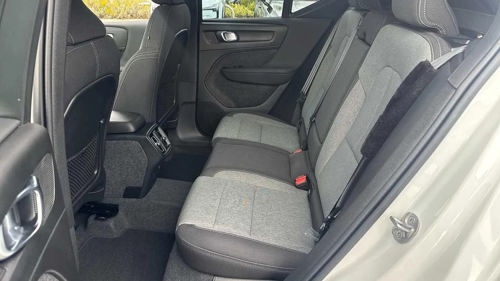 Volvo XC40 Core B3 163 Hp  #6