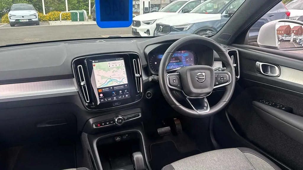 Volvo XC40 Core B3 163 Hp  #4