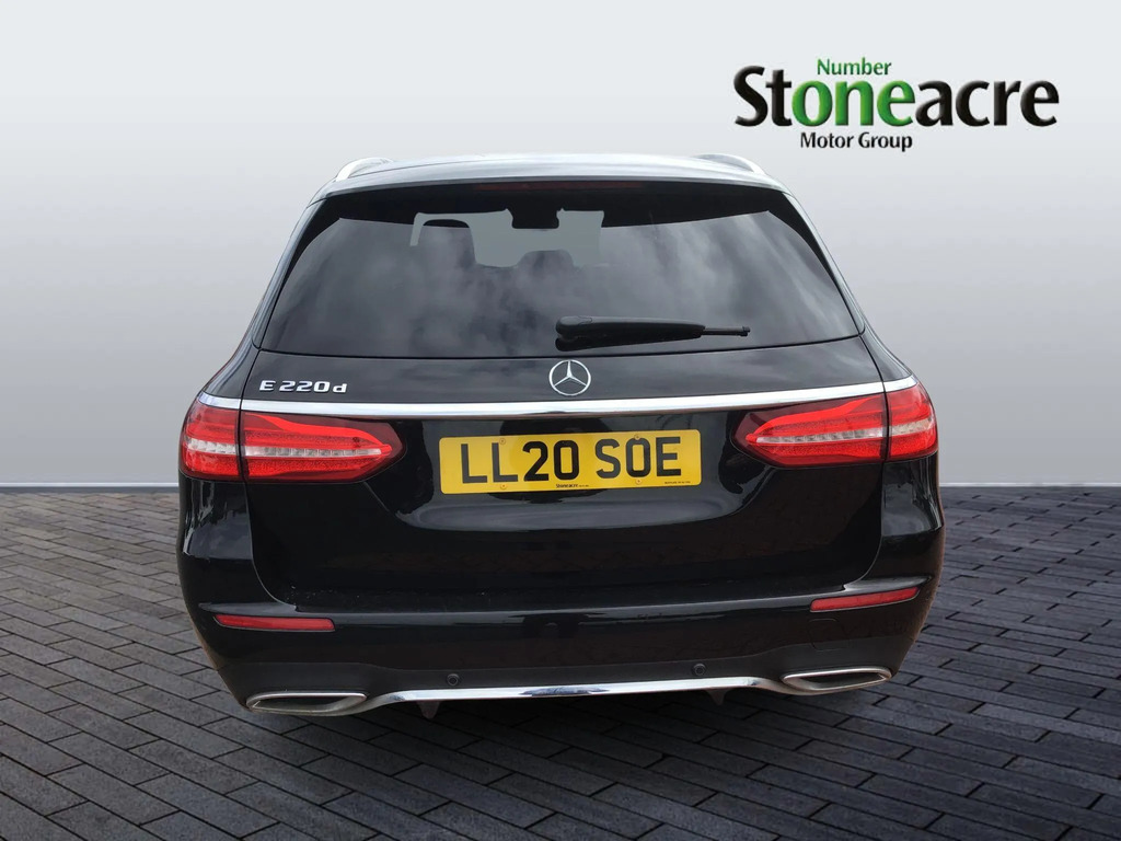 Mercedes-Benz E Class 2.0 E220d Amg Line Edition Premium G-tronic Eur Black #4