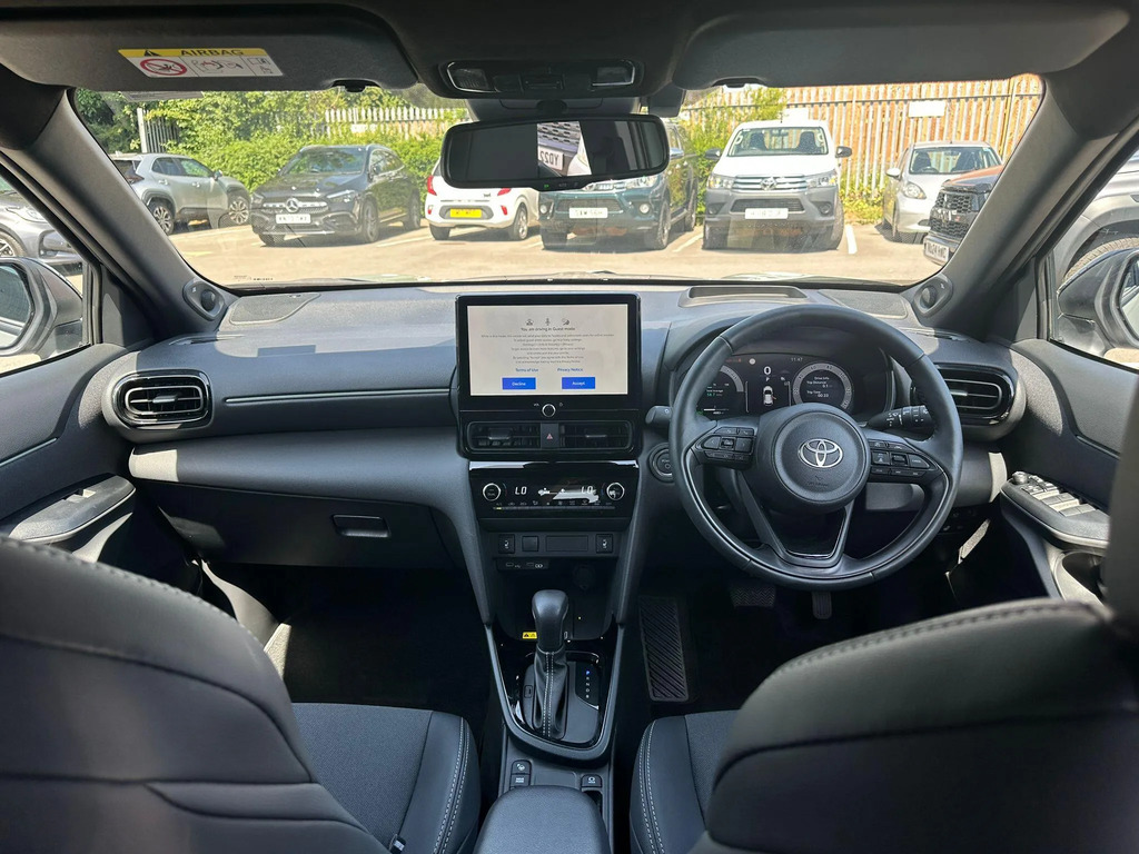 Toyota Yaris Cross 1.5 Vvt-h Premiere Edition E-cvt Euro 6 Ss  #5