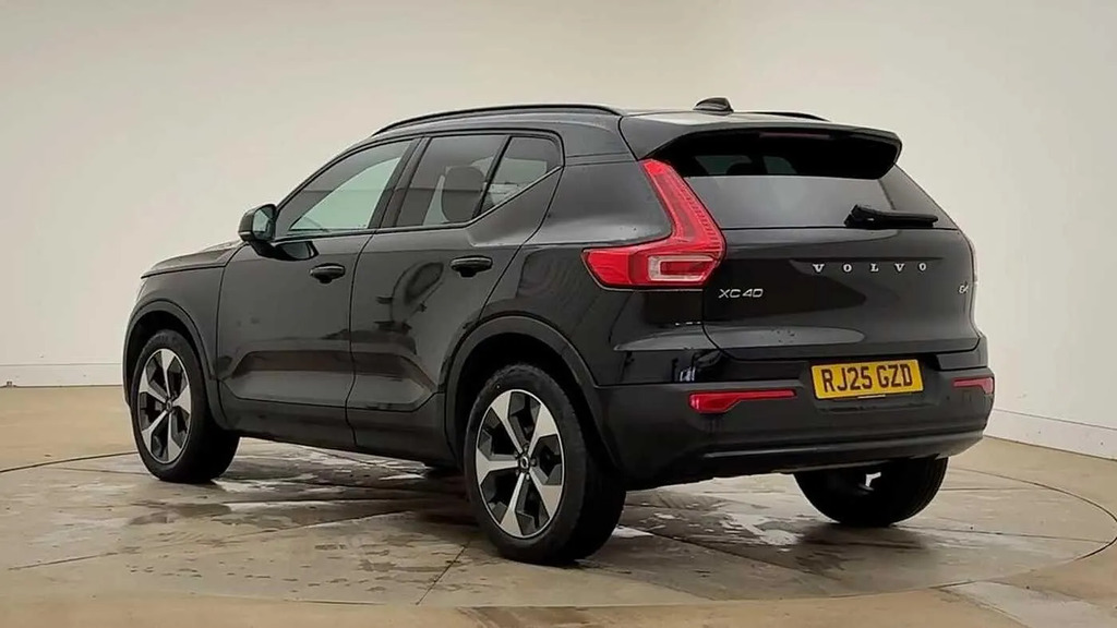 Volvo XC40 2.0 B4p Plus Dark  #5