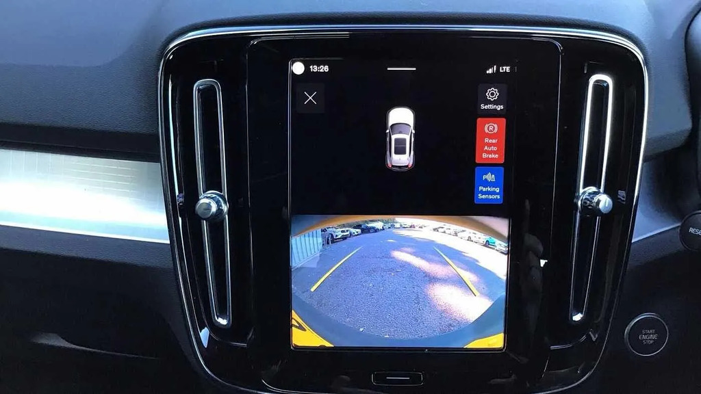 Volvo XC40 Plus, B3 Mild Hybrid, Dark Silver #22
