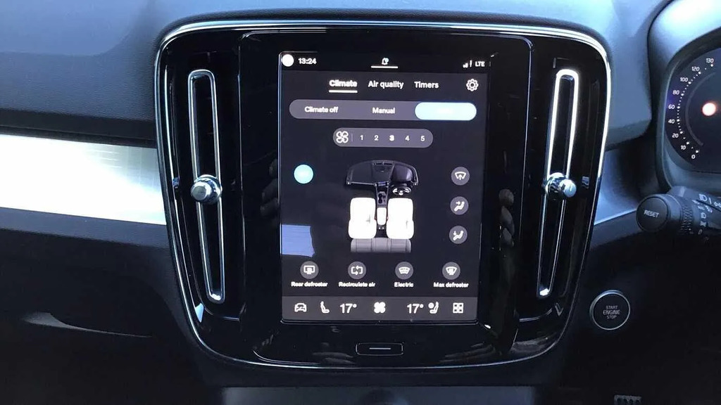Volvo XC40 Plus, B3 Mild Hybrid, Dark Silver #14